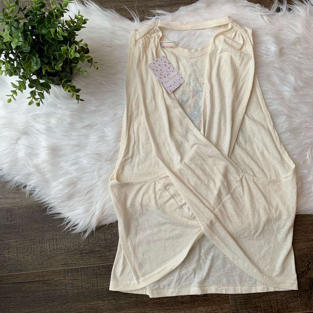 ❤️SOLD NWT Free People Movement activewear tank - Picture 6 of 6